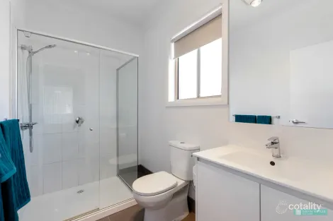 Property photo of 3A Alison Boulevard Epsom VIC 3551