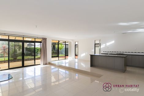 Property photo of 150 Runnymede Gate Leda WA 6170