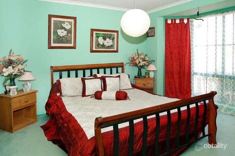 Property photo of 2 Mackellar Drive Roxburgh Park VIC 3064
