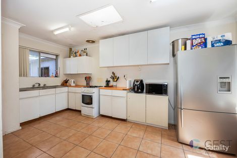 Property photo of 11 Rochford Way Girrawheen WA 6064