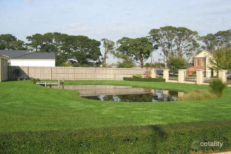 Property photo of 14 The Grove Hampton Park VIC 3976