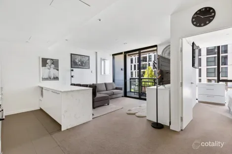 Property photo of 1F/9 Waterside Place Docklands VIC 3008