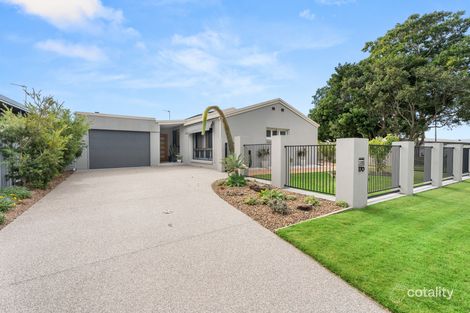 170 Truro St, Urangan, QLD 4655