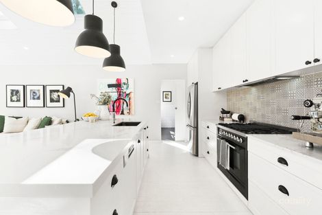 Property photo of 41 Wallalong Crescent West Pymble NSW 2073
