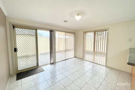Property photo of 7/23 Santolin Drive Hillside VIC 3037