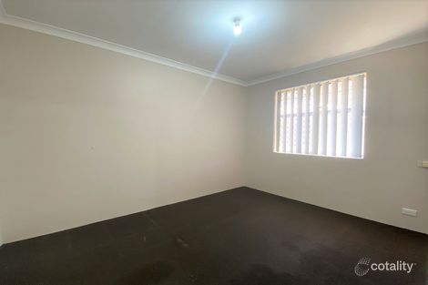 Property photo of 1/9 Callan Close Waterford WA 6152