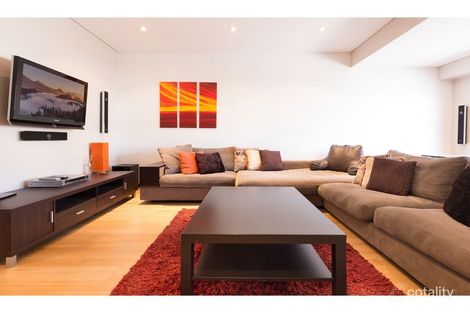 Property photo of 2/108 Willoughby Road Crows Nest NSW 2065