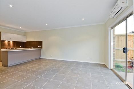 Property photo of 28 Somerton Court Darley VIC 3340