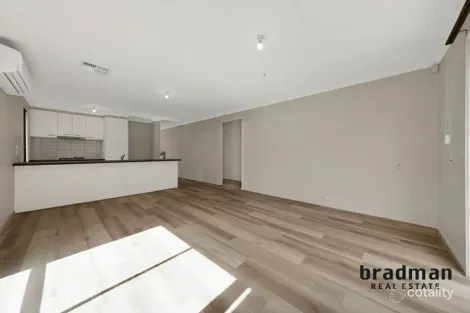 Property photo of 10 Narrowleaf Street Wallan VIC 3756