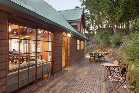 710 Henley Rd, Bend Of Islands, VIC 3097