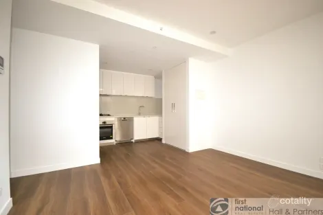 Property photo of 122/70 Batesford Road Chadstone VIC 3148