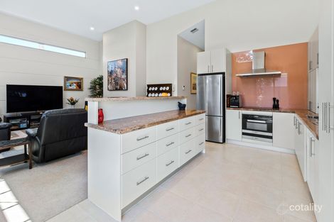 Property photo of 2/81 Barkly Street Mornington VIC 3931