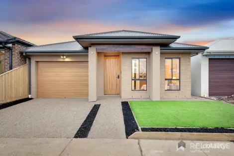 Property photo of 22 Chalcot Circuit Fraser Rise VIC 3336