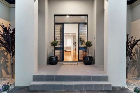 Property photo of 164 Bicentennial Drive Jerrabomberra NSW 2619