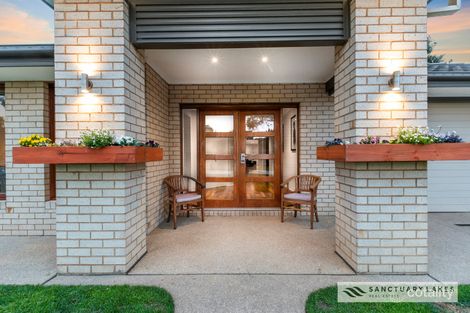 Property photo of 5 Ellis Close Point Cook VIC 3030