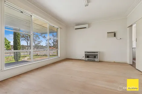Property photo of 325 High Street Kangaroo Flat VIC 3555