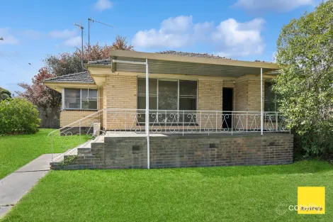 Property photo of 325 High Street Kangaroo Flat VIC 3555