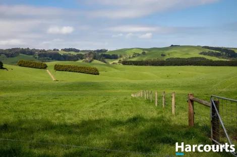 715 Falls Rd, Fish Creek, VIC 3959