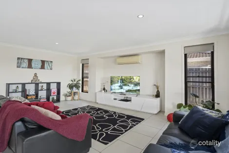 Property photo of 36 Aldgate Crescent Pacific Pines QLD 4211