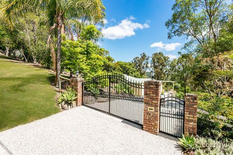 Property photo of 34 Colwill Crescent Wolffdene QLD 4207