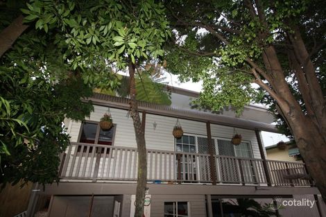 Property photo of 7 Second Avenue Labrador QLD 4215