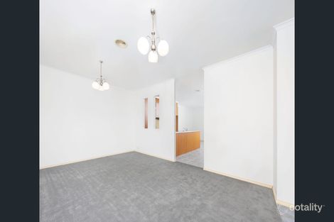 Property photo of 8 Palm Court Jerrabomberra NSW 2619