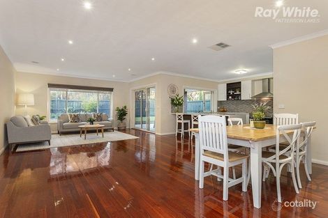 Property photo of 7 Mitta Avenue Waterways VIC 3195