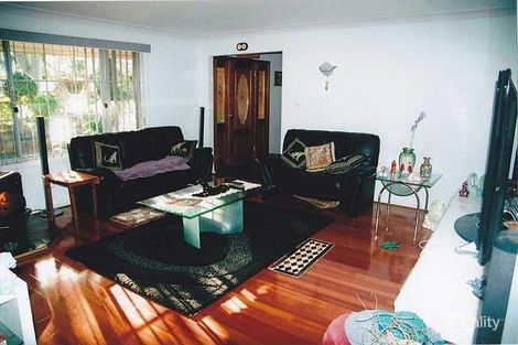 Property photo of 10 Carter Road Menai NSW 2234