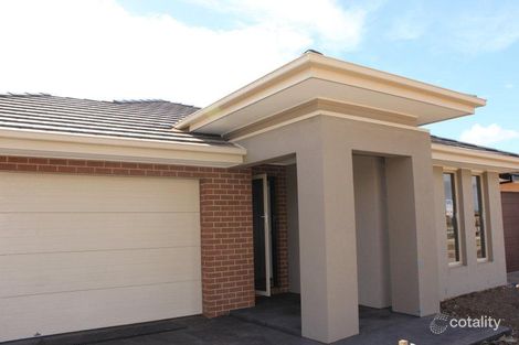 Property photo of 17 Shipwright Parade Werribee VIC 3030