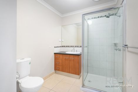 Property photo of 2/24 Elsey Road Reservoir VIC 3073
