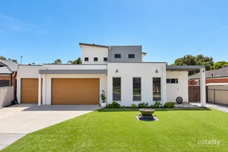 42 Mardon Dr, Horsham, VIC 3400