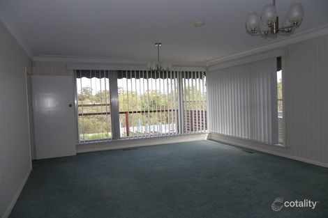 Property photo of 32 Horseshoe Bend Road Keilor VIC 3036