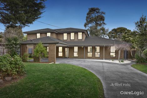 Property photo of 11 Kippax Court Mount Waverley VIC 3149