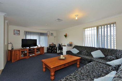 Property photo of 13 Simmons Loop Parmelia WA 6167