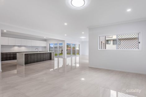 Property photo of 2 Regal Close Heathwood QLD 4110