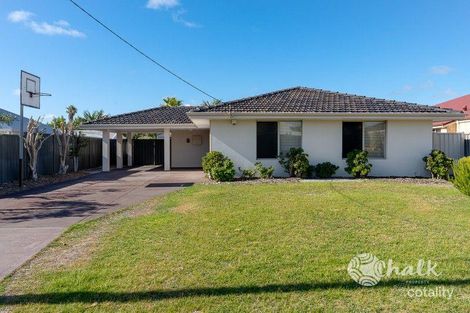 Property photo of 16 Murphy Way Warnbro WA 6169