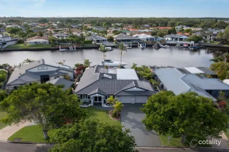 Property photo of 12 Trimaran Court Banksia Beach QLD 4507