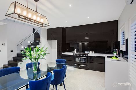 Property photo of 2/16 Keith Street Oakleigh East VIC 3166