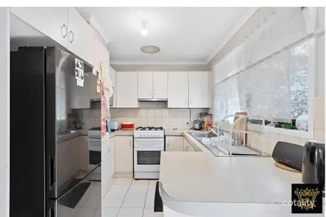 Property photo of 1/38 Cameron Way Pakenham VIC 3810