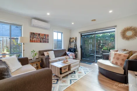 Property photo of 29 Bloom Avenue Greenvale VIC 3059