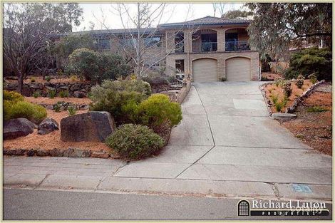 Property photo of 30 Adamson Crescent Wanniassa ACT 2903