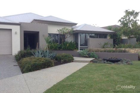 4 Isla Pl, Piara Waters, WA 6112