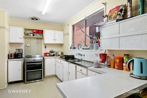 Property photo of 27 Verdant Avenue Ardeer VIC 3022