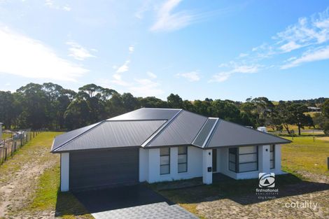 Property photo of 8 Kempton Grove Metung VIC 3904