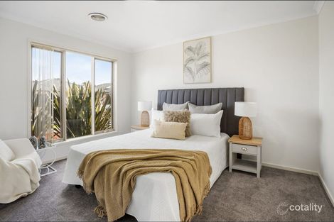 Property photo of 36 Hemsley Drive Deer Park VIC 3023