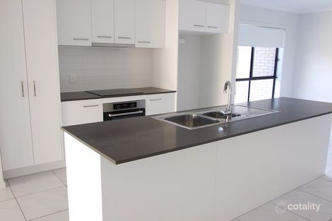 Property photo of 28 Caulder Esplanade Boyne Island QLD 4680