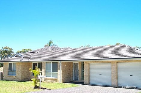Property photo of 14 Bluewater Place Sapphire Beach NSW 2450