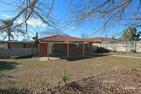 Property photo of 16 Clowes Place Ashmont NSW 2650