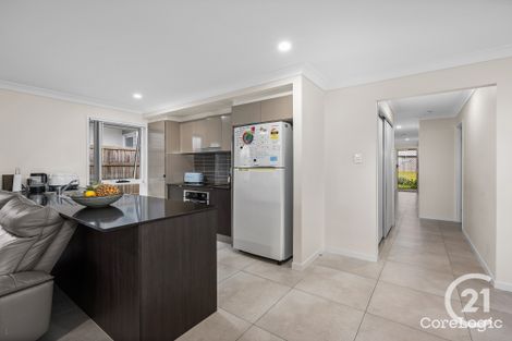 Property photo of 52 Kevin Mulroney Drive Flinders View QLD 4305