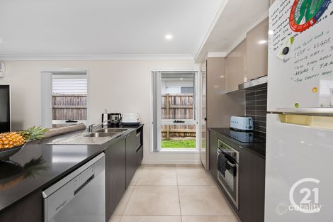 Property photo of 52 Kevin Mulroney Drive Flinders View QLD 4305